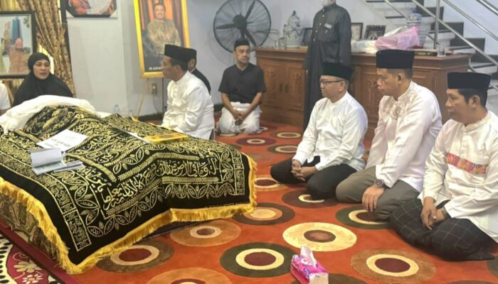 Mentan Amran: Kami Kehilangan Sosok Inspiratif, Tokoh Pers yang Berkontribusi Besar Bagi Dunia Jurnalistik dan Masyarakat Indonesia