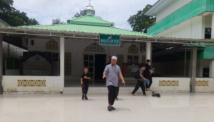 Adzan Berkumandang, Gubernur Sulsel Terpilih Singgah Shalat di Ponpes An Nur Tompobulu 