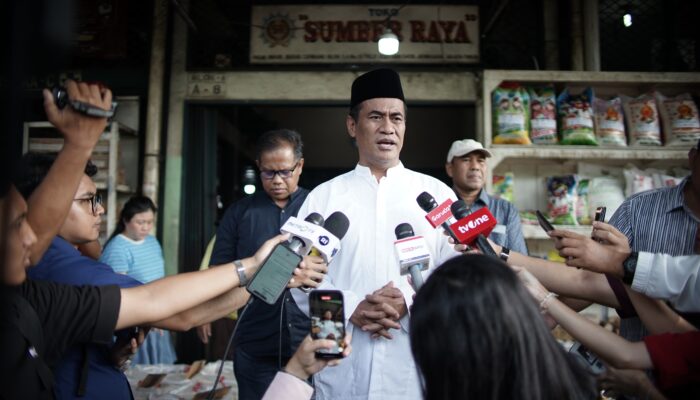 Mentan Amran: Praktik Ayam Gelonggongan Harus Ditindak Tegas, Jangan Main-main dengan Kesehatan Masyarakat