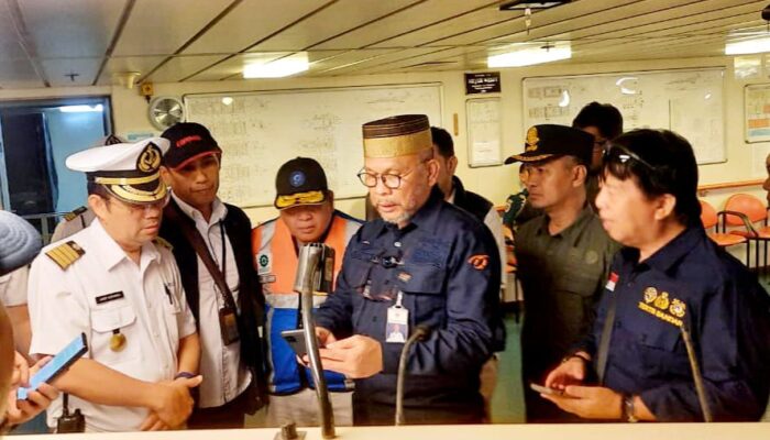 Sidak Pelindo Regional 4 Makassar Pastikan Kelancaran Mudik di Pelabuhan