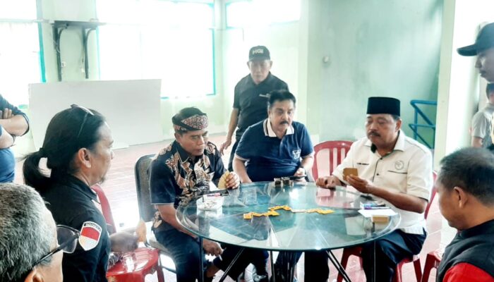 Hadiri Open Tournament Domino Makassar 2025, Gubernur Kaltara dan Ketua Umum PB PORDI Lakukan Pertandingan Persahabatan