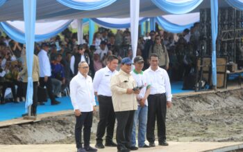 Presiden Prabowo Kagum Efektivitas Penggunaan Drone Pertanian, 1 Hari Bisa Tanam 25 Hektare