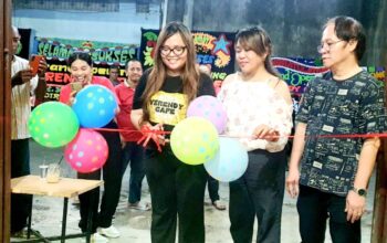 Dibanjiri Puluhan Karangan Bunga dan Dihadiri Ratusan Pengunjung, Virendy Cafe Pettarani Resmi Dibuka