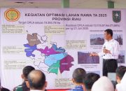 Kunjungi Siak, Mentan Amran Prioritaskan Petani: Akses Air dan Pupuk Jangan Dipersulit