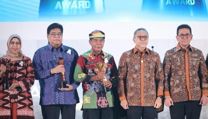 Gubernur Kaltara Zainal Paliwang Terima Penghargaan Primaniyarta Awards 2025, Kategori Kepala Daerah Pendukung Ekspor
