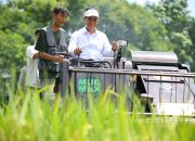 Mentan Banggakan Generasi Combine Harvester Terbaru di Serpong