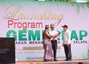 Jadi Pemimpin Pro Petani, Mentan Amran Dianugerahi Gelar Adat “To Anjarrekiyya Ri Kontutoje” di Selayar