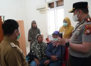 Jenazah Pelajar SMK Korban Ombak Kawasan Pantai Lumpue Ditangani RSUD Andi Makkasau Disaksikan Walikota Parepare Tasming Hamid