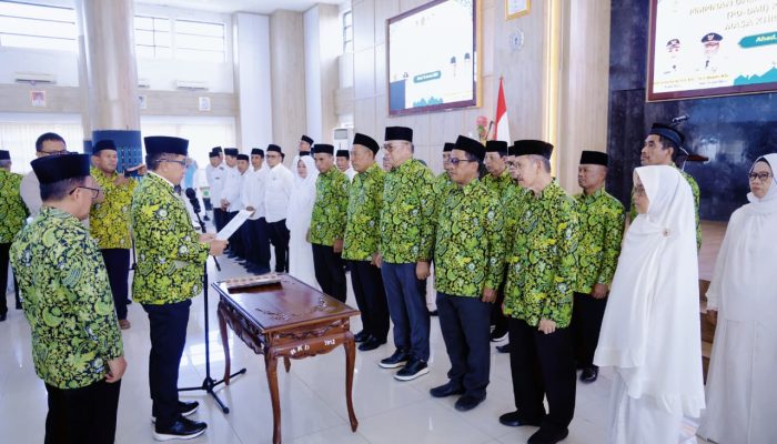 Pj. Sekda Hadiri Pelantikan PD DMI, PD.IPIM dan PD BKPRMI Kabupaten Barru