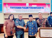 Pemprov Sulsel Anugerahkan 5 Penghargaan K3 kepada PT Pelindo Regional 4 Makassar