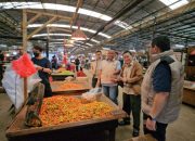 Kementan Guyur Pasokan Cabai ke Pasar Induk Kramat Jati, Cabai Rawit Merah Dijual Rp55.000/Kg