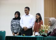 13 Tahun Mengajar di Unhas, Mentan Amran Terus Berbagi Bantu Biaya Kuliah Mahasiswi Yatim Piatu