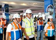 Direktur Keuangan Pelindo Cek Terminal Anging Mamiri, Pelindo Regional 4 Makassar Siap Hadapi Lonjakan Penumpang