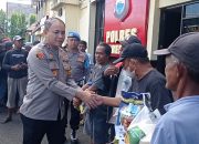 Polres Parepare – Baznas Kolaborasi Salurkan Zakat Fitrah Personel kepada Warga Layak Terima