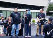 Bupati Barru A Ina Turut Ambil Bagian Pada Gerak Jalan Sehat Putih Abu Abu Angkatan 93 Se Makassar