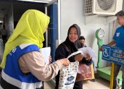 PELNI Parepare Promosikan Aplikasi Mobile, Bagikan Suvenir ke Penumpang Lebaran