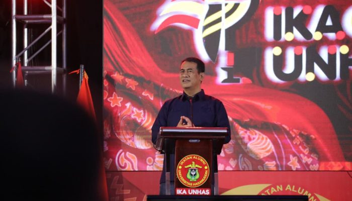 Bukti Nyata Swasembada: Mentan Amran Tegaskan Capaian Berbasis Data Global di Mubes IKA UNHAS