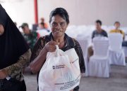 Pertamina Patra Niaga Regional Sulawesi Salurkan 1.000 Paket Sembako untuk Masyarakat Pra Sejahtera di Kecamatan Maesa Bitung