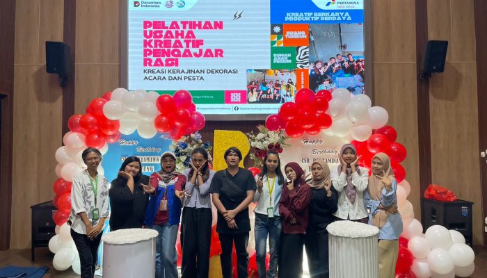 Pertamina Patra Niaga Regional Sulawesi Melalui IT Bitung Dorong Kemandirian Kelompok Binaan Lewat Pelatihan Kreasi Dekorasi Acara