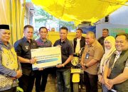 TPK New Makassar Menyerahkan Bantuan Armada Angkutan Sampah Motor Tiga Roda ke Kelurahan Buloa